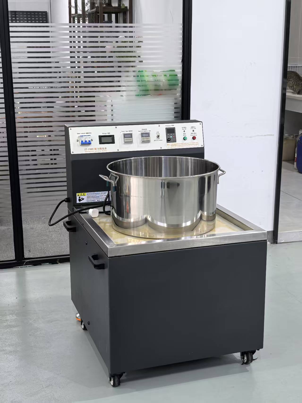 How Maglev Magnetic Polishing Technology Revitalizes Tarnished Copper Parts in Minutes
